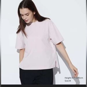 New Uniqlo women's Airism short sleeves relaxed t-shirt size M 70% cotton pink